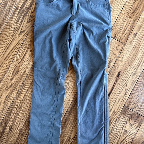 Kuhl woman’s hiking pants size 8 - Picture 6 of 9